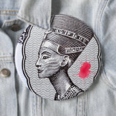 Nefertiti Pin Button (Beispiel)