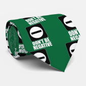 Negativ 2 White Krawatte (Gerollt)