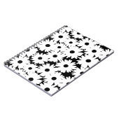 Negative Space Daisies weiß auf schwarz Notizblock (Linke Seite)