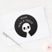 Nehmen Sie eine Leckerei Runder Aufkleber (Umschlag)