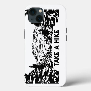 Nehmen Sie eine monochrome Berglandschaft zu Wande iPhone 13 Hülle