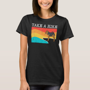 Nehmen Sie eine Wanderung Walisischer Terrier Graf T-Shirt