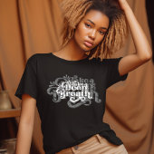 Nehmen Sie einen tiefen T - Shirt