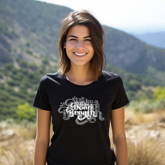 Nehmen Sie einen tiefen T - Shirt