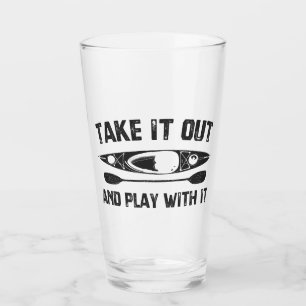 Nehmen Sie es raus und spielen Sie mit ihm Kayak Glas