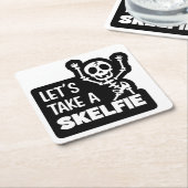 Nehmen wir einen Skelfie-Untersetzer Rechteckiger Pappuntersetzer (angewinkelt)