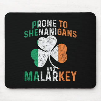 Neigt zu Schabernack und Unsinn Lustiger St. Patri Mousepad