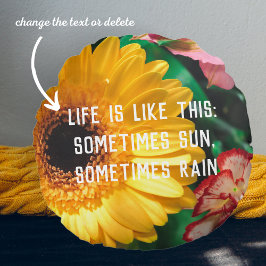 Nelken und Gelbgerbere Rundes Kissen