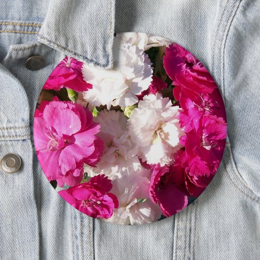 Nelkenschaltfläche oder Abzeichen Button (Beispiel)