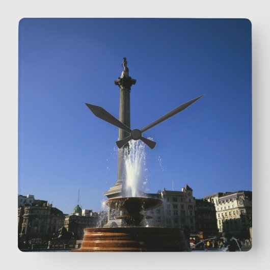 Nelsons Column Trafalgar Square Quadratische Wanduhr (Vorderseite)