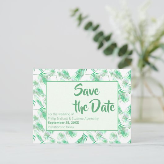 Neo Mint Tropical Palm Blätter Save the Date Ankündigungspostkarte (Stehend Vorderseite)