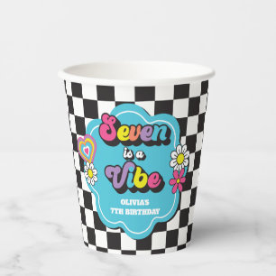 Neon 90er Retro Seven ist eine Stimmung 7. Geburts Pappbecher