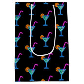Neon Birthday Cocktail auf schwarz Mittlere Geschenktüte (Rückseite)