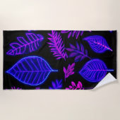 Neon-Blätter in rosa und Lila Farben Strandtuch (Vorderseite)