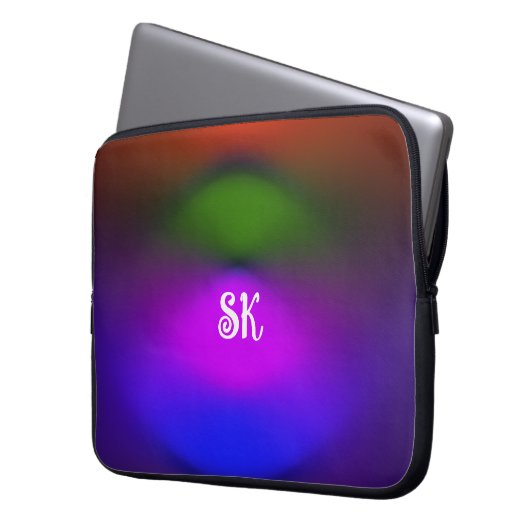 Neon blaue, Lila, grüne und orangefarbene Monogram Laptopschutzhülle (Vorderseite Links)