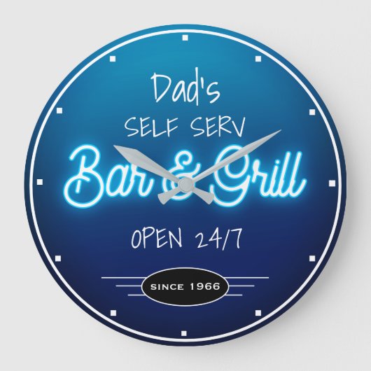 Neon Blue Script Dad's or Any Name Bar Grill Große Wanduhr (Vorderseite)