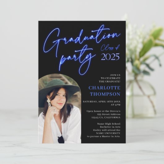 Neon blue sign Skript Spaß Abschluss Foto arch Einladung (Stehend Vorderseite)