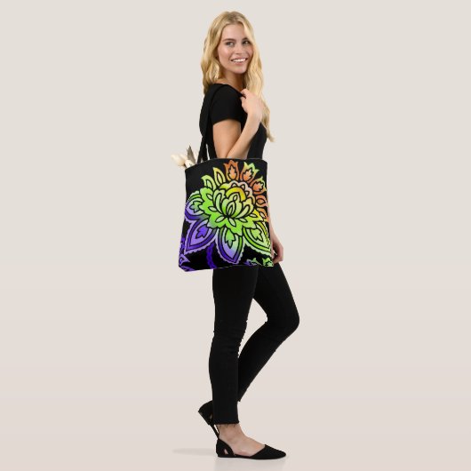 Neon Blume Tasche (Am Model)