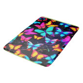 Neon Butterfly Pattern Badematte (Schrägansicht)