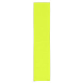 Neon Chartreuse Solid Color | Trendfarbe Kurzer Tischläufer (Vorderseite)