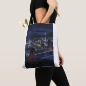 Neon-Dämmerung über San Francisco Tasche (Von Nahem)
