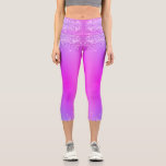 Neon Dance Capri Leggings Lila Rosa Glitzer<br><div class="desc">Moderne Lila rosa Neon Glitzer Sparkle Tropfen Dance Capri Leggings - Fügen Sie Ihren einzigartigen Text - Make Your Special Gift - Neu formatieren und verschieben oder entfernen und fügen Sie Text / Elemente mit Anpassungstool. Design von MIGNED. Bitte schauen Sie sich meine anderen Projekte an. Sie können diese Designs...</div>