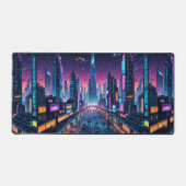 Neon Dreams: Ein futuristisches Stadtbild Schreibtischunterlage (Vorderseite)