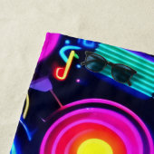 Neon Dreamscape: Eine lebendige Abstrakte Kunst Strandtuch (Beispiel)