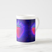 Neon-Erdbeere lebendige Optik Bone China Tasse (Vorderseite Rechts)