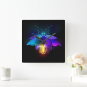 Neon Firefly auf schwarz Quadratische Wanduhr (Zuhause)
