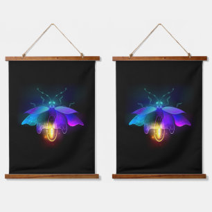 Neon Firefly auf schwarz Wandteppich Mit Holzrahmen