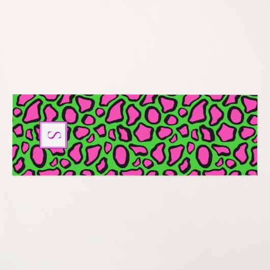 Neon Frog Green Lila Monogram Personalisiert Yogamatte (Vorderseite (Horizontal))