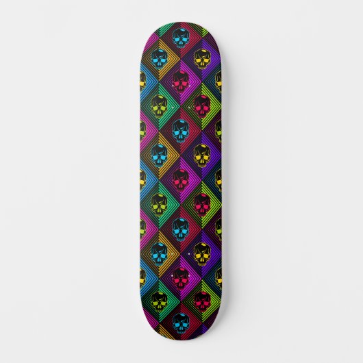 Neon Geometric Skull Pattern Skateboard (Vorderseite)