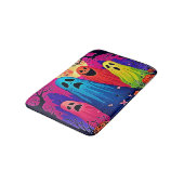 Neon Ghosts' Halloween-Party Design Badematte (Schrägansicht)