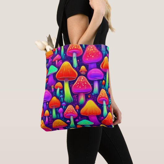 Neon Glow Mushroom Forest Tasche (Von Nahem)