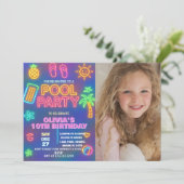 Neon Glow Pool Party Geburtstag Einladung (Stehend Vorderseite)