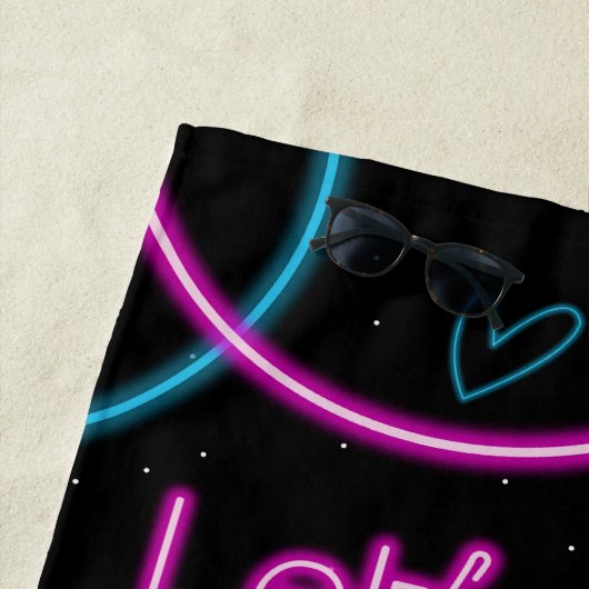 Neon Glow Roller Skaten Roll Girl Strandtuch (Beispiel)