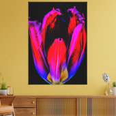 Neon Glow Tulip Leinwanddruck (Insitu (Wohnzimmer))