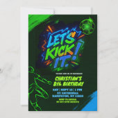 Neon Graffiti Teenager Fußball-Ball Einladung (Vorderseite)