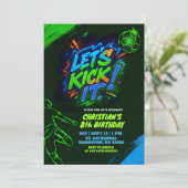Neon Graffiti Teenager Fußball-Ball Einladung (Stehend Vorderseite)