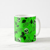 Neon Green Floral Gothic Skull Kaffeetasse (VorderseiteRechts)