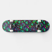 Neon Green Heart und Lila Blüten Skateboard (Horizontal)