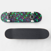 Neon Green Heart und Lila Blüten Skateboard (Horizontal)