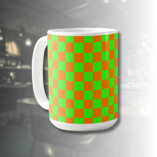 Neon Green Orange Checkerboard Vintag Kaffeetasse
