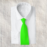 Neon Green Solid Color Krawatte<br><div class="desc">Neon Green Solid Color. Eine lebendige,  auffällige Farbe,  die Energie,  Spannung und Wachstum hervorruft. Ideal für diejenigen,  die eine Erklärung abgeben möchten. Diese lebendige und vielseitige Farbe hat ein modernes und edles Ambiente. Die leuchtende,  energiereiche Farbe wird einen bleibenden Eindruck hinterlassen.</div>