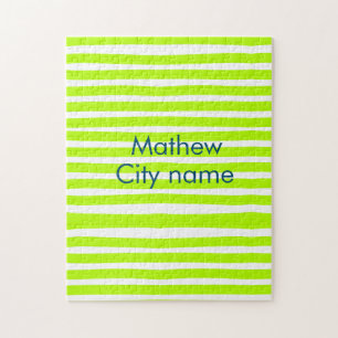 Neon-grüne gelbe Retro-Streifen mit Namen Stadtort Puzzle