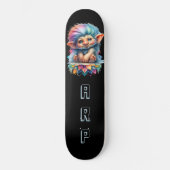*~* Neon Hair Rainbow Troll AP89 Initial Skateboard (Vorderseite)