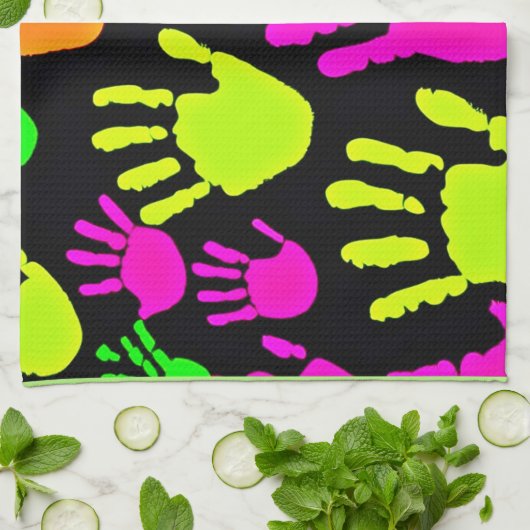 Neon Handprint Graffiti Muster Geschirrtuch (Gefaltet)