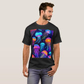 Neon Jellyfish Dreams T-Shirt (Vorne ganz)