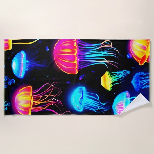 Neon Jellyfish Dreamscape Strandtuch (Vorderseite)